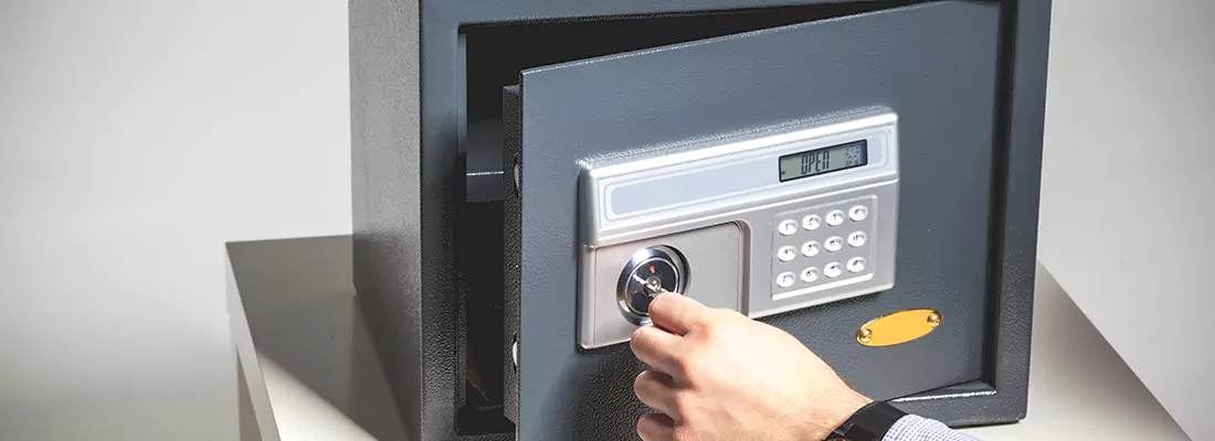 Safe Opening Repair in London